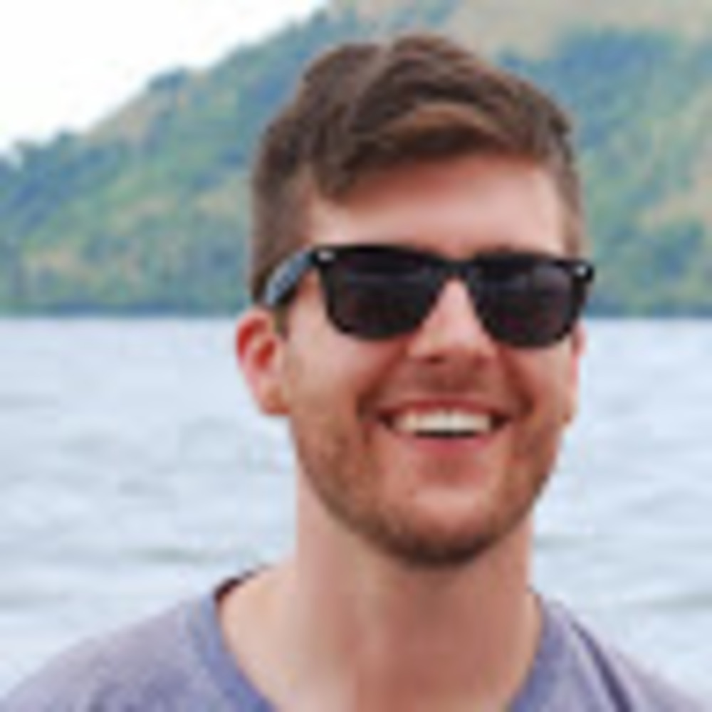 Meet your Posher, Aaron